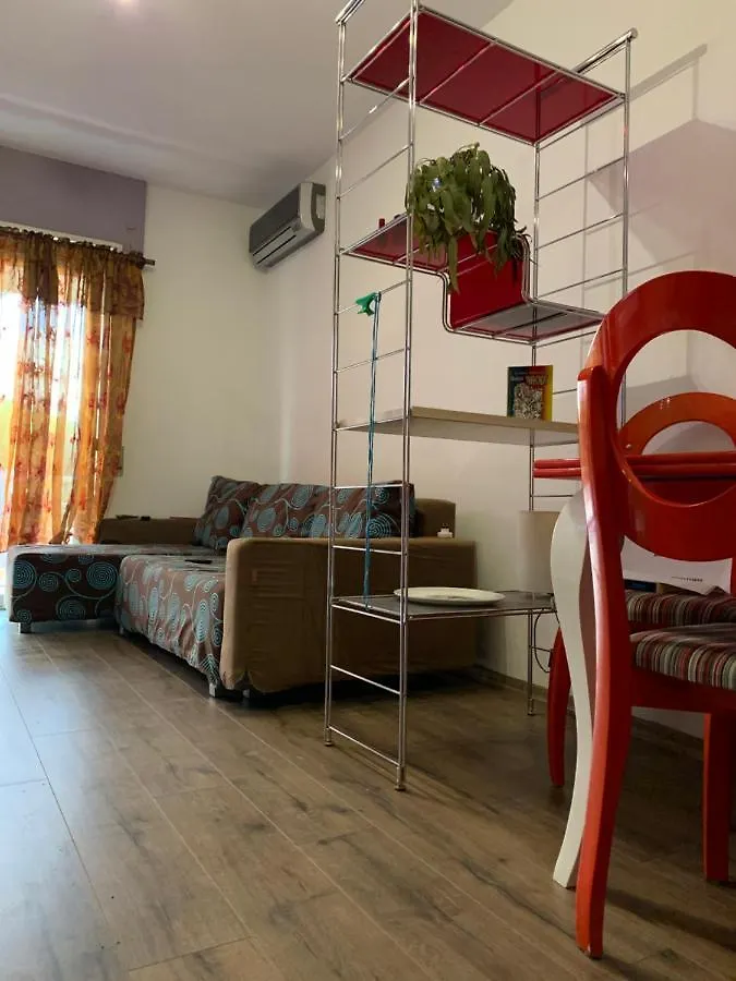 Florindas Apartment Qerret Golem